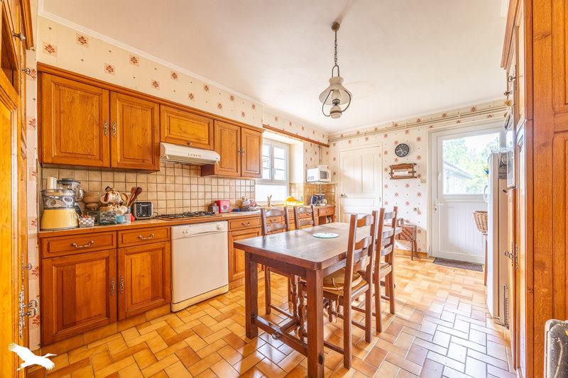 Vente Maison DOIX LES FONTAINES - 6 pièces -197 m² - (85200)