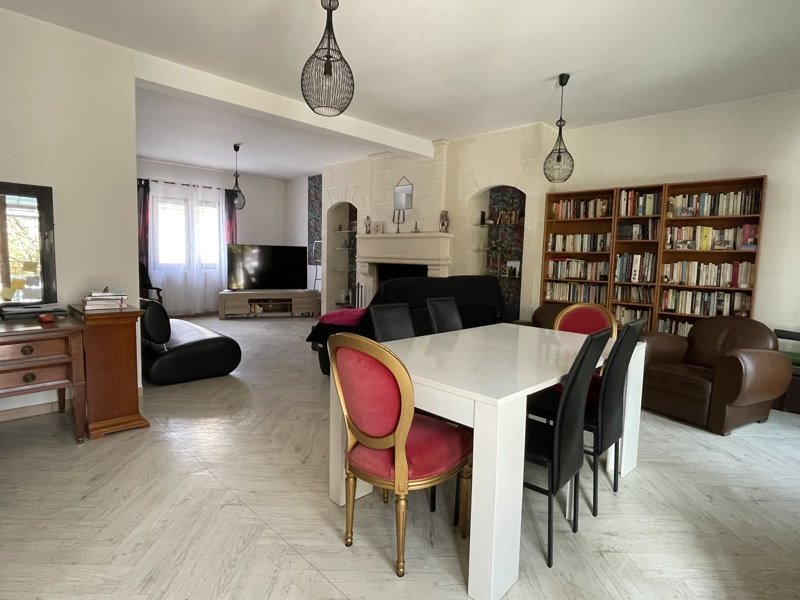 Vente Maison PERIGUEUX - 7 pièces -197 m² - (24000)