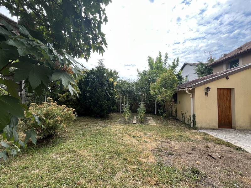 Vente Maison PERIGUEUX - 6 pièces -165 m² - (24000)