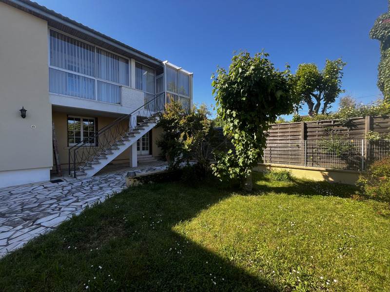 Vente Maison PERIGUEUX - 6 pièces -165 m² - (24000)