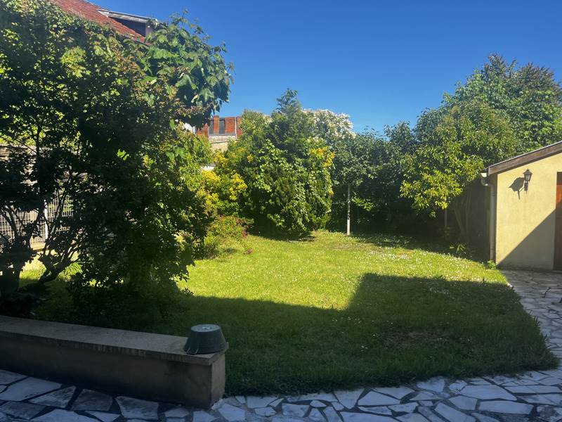 Vente Maison PERIGUEUX - 6 pièces -165 m² - (24000)