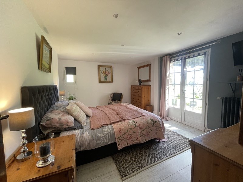 Vente Maison BASSILLAC ET AUBEROCHE - 11 pièces -190 m² - (24330)
