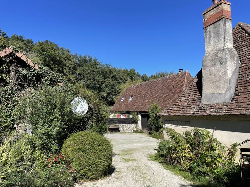 Vente Maison BASSILLAC ET AUBEROCHE - 11 pièces -190 m² - (24330)