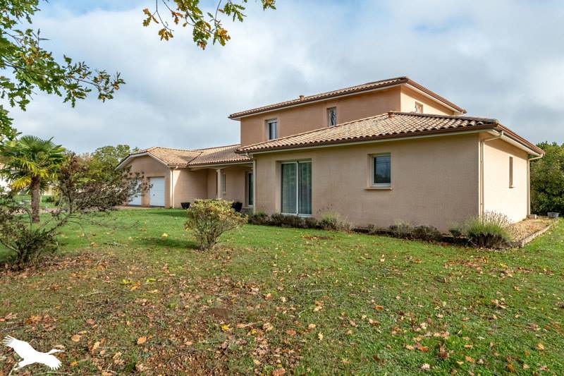 Vente Maison COURSAC - 7 pièces -208 m² - (24430)