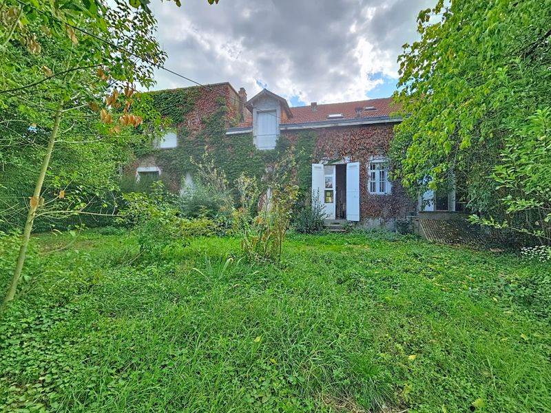Vente Maison PERIGUEUX - 9 pièces -295 m² - (24000)