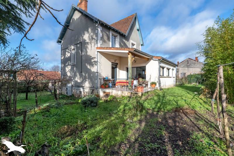 Vente Maison SANILHAC - 5 pièces -131 m² - (24660)