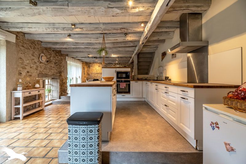 Vente Maison BOULAZAC ISLE MANOIRE - 8 pièces -230 m² - (24750)