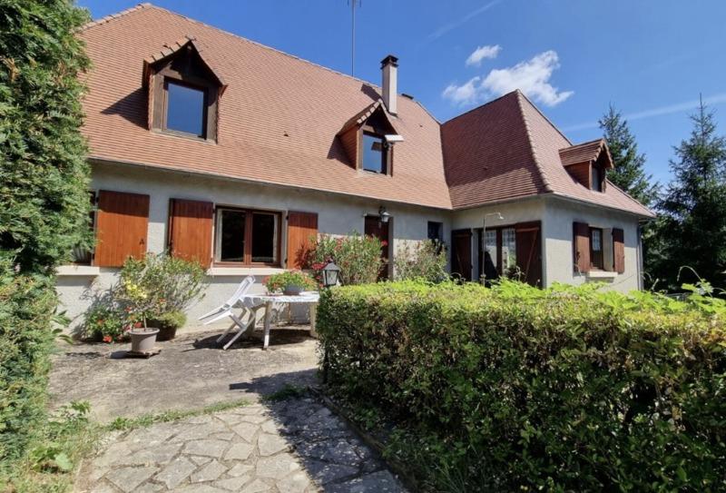 Vente Maison ST PIERRE DE CHIGNAC - 7 pièces -183 m² - (24330)