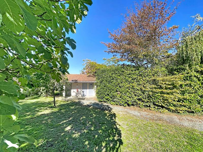 Vente Maison Bassillac et Auberoche - 12 pièces -422 m² - (24330)