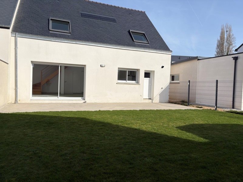 Vente Maison PLUNERET - 5 pièces -108 m² - (56400)