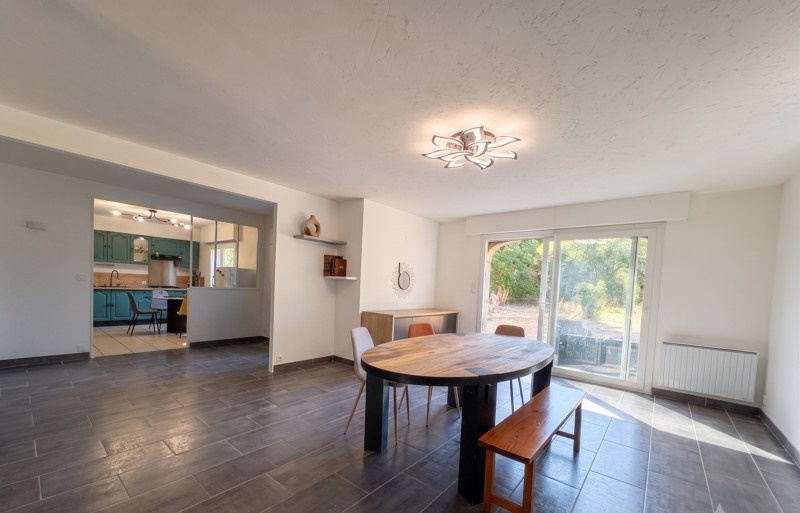 Vente Maison PLUNERET - 5 pièces -217 m² - (56400)