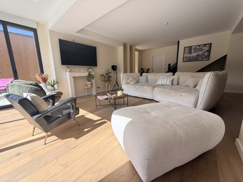 Vente Maison AURAY - 10 pièces -235 m² - (56400)