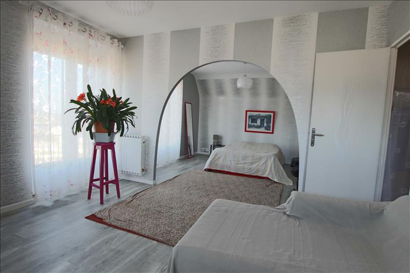 Vente Maison CAMORS - 7 pièces -234 m² - (56330)