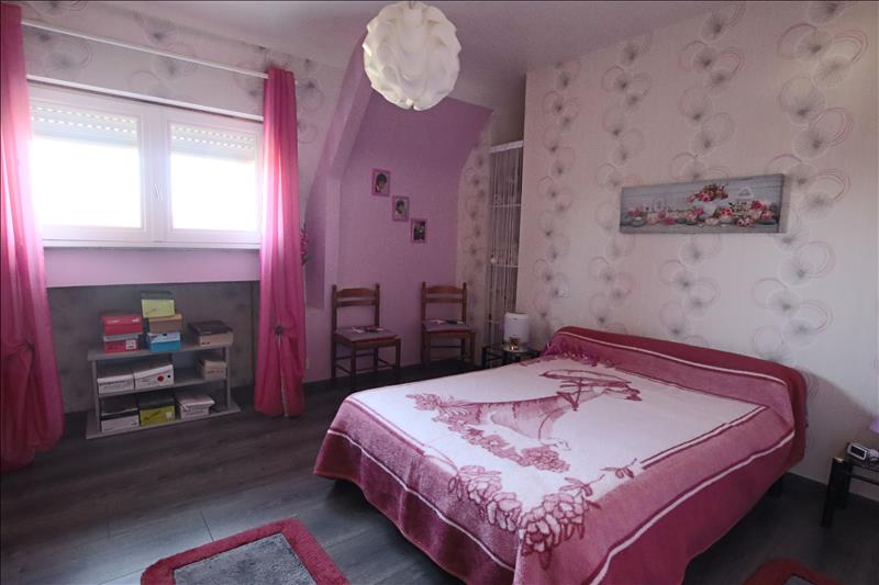 Vente Maison CAMORS - 7 pièces -234 m² - (56330)
