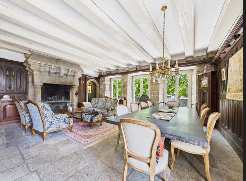 Vente Maison PLUVIGNER - 16 pièces -520 m² - (56330)