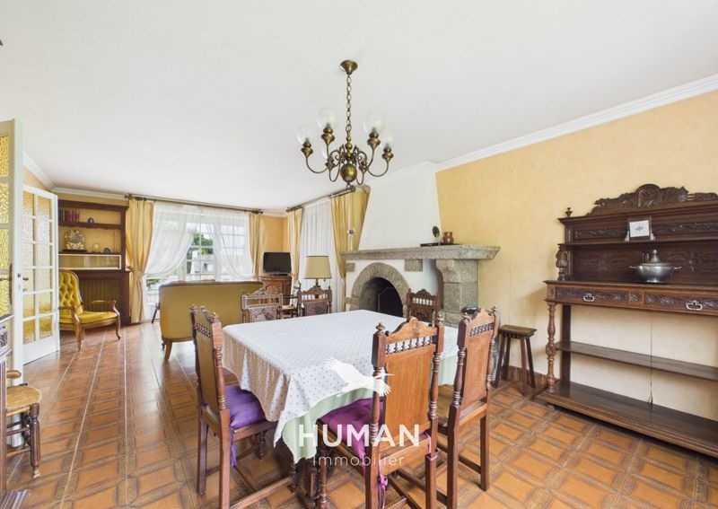 Vente Maison PLUVIGNER - 7 pièces -170 m² - (56330)
