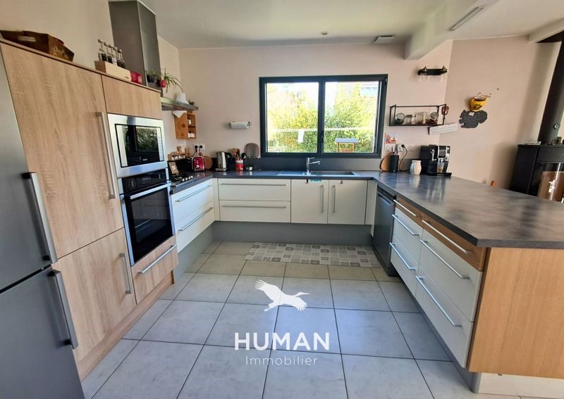 Vente Maison PLUMERGAT - 8 pièces -155 m² - (56400)