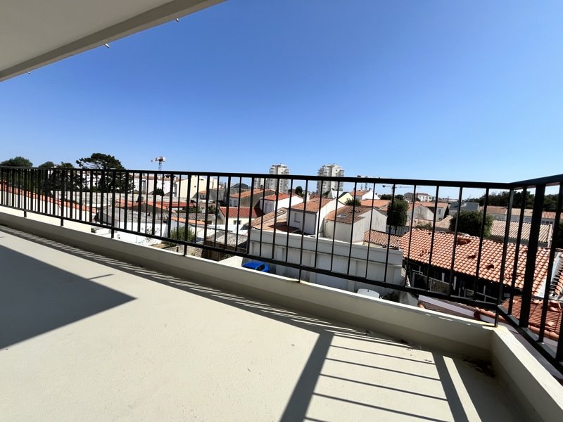 Vente Appartement LES SABLES D OLONNE - 4 pièces -98 m² - (85100)