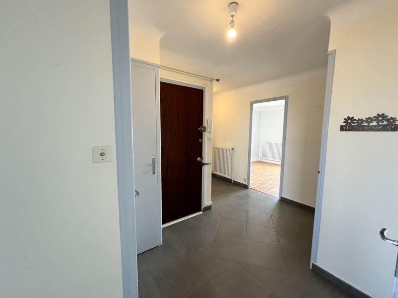 Vente Appartement LES SABLES D OLONNE - 4 pièces -98 m² - (85100)