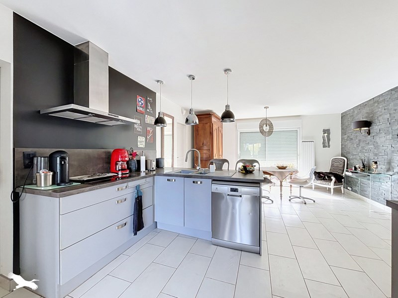 Vente Maison Saint-Mathurin - 6 pièces -151 m² - (85150)