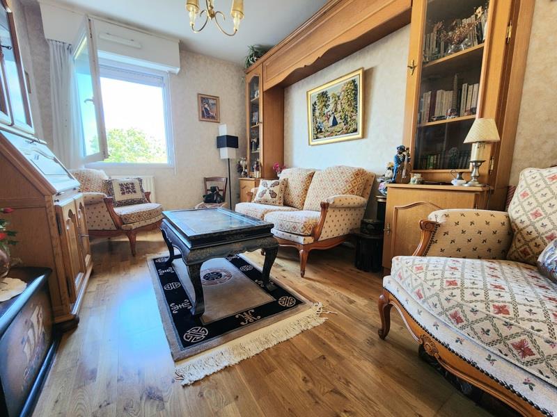 Vente Appartement Rezé - 5 pièces -94 m² - (44400)