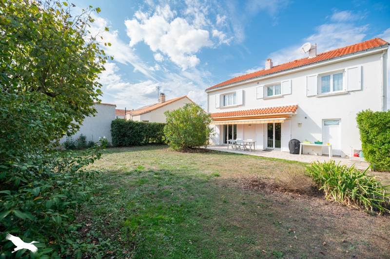 Vente Maison Rezé - 7 pièces -145 m² - (44400)