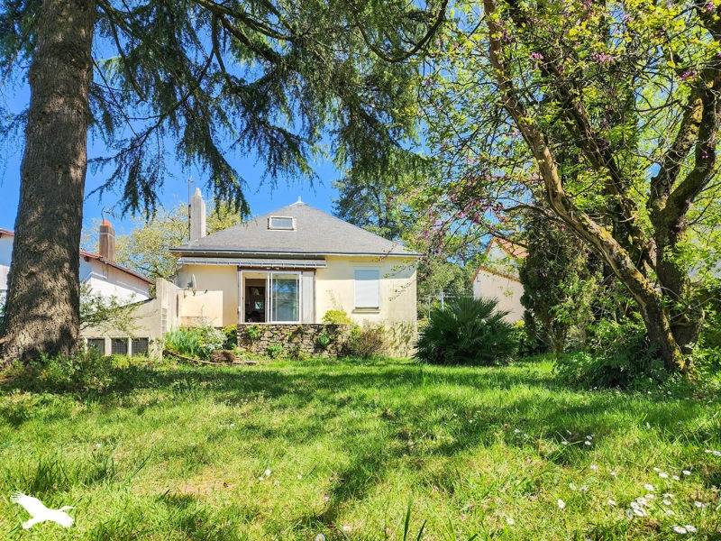 Vente Maison REZE - 6 pièces -180 m² - (44400)