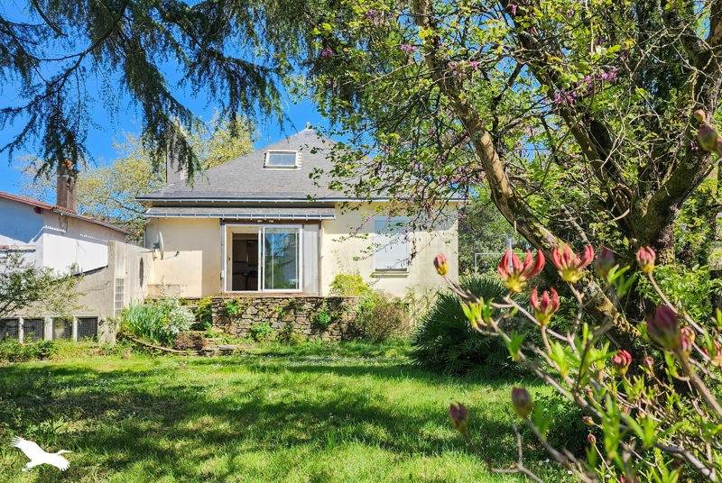 Vente Maison REZE - 6 pièces -180 m² - (44400)