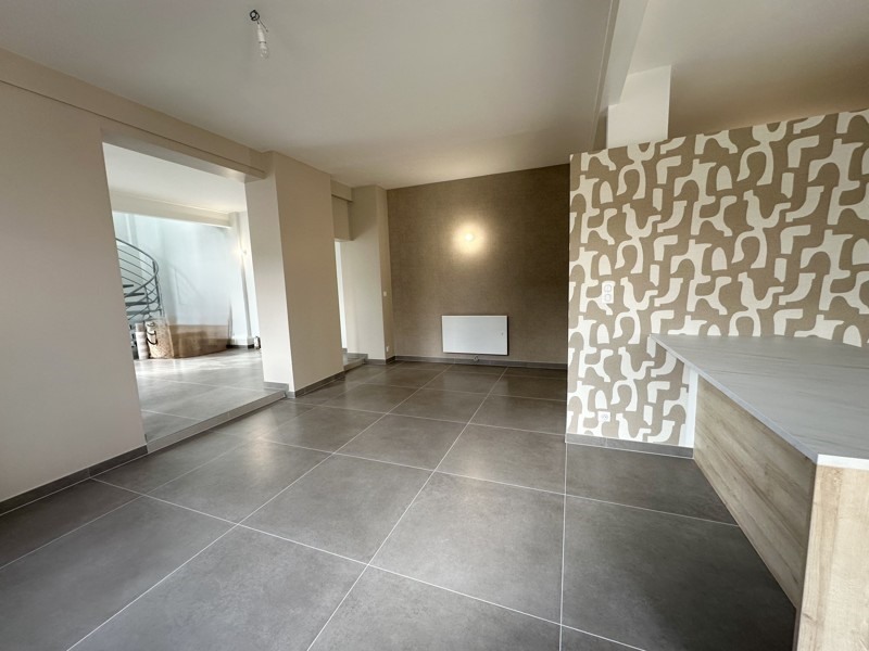 Vente Immeuble ORLEANS - 8 pièces -185 m² - (45000)