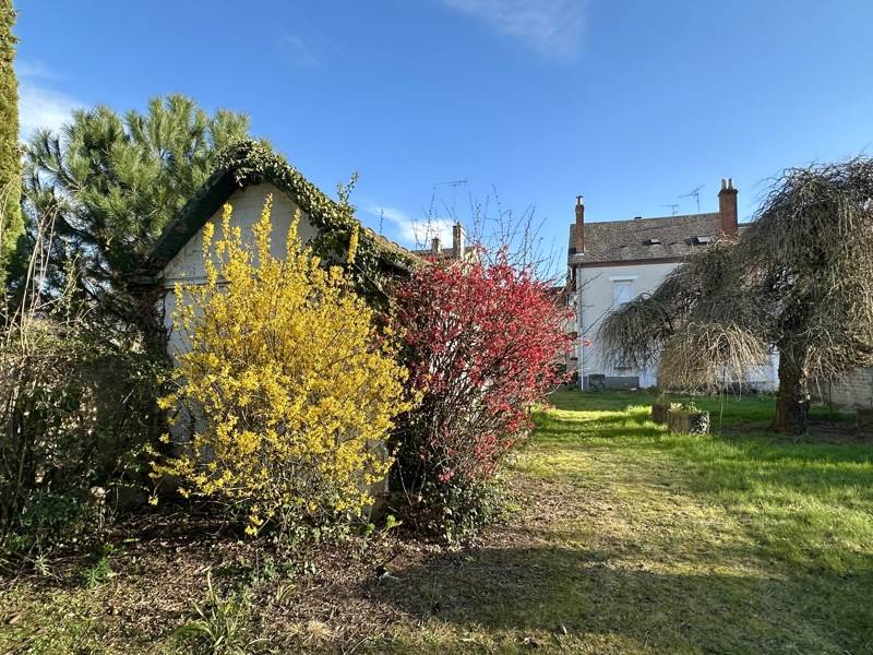 Vente Maison ORLEANS - 8 pièces -198 m² - (45100)