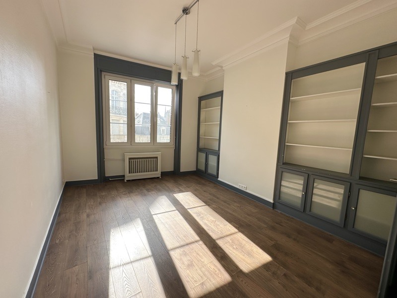 Vente Appartement ORLEANS - 4 pièces -96 m² - (45000)