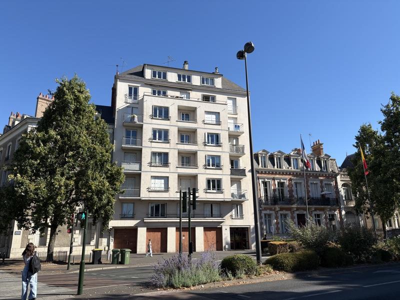 Vente Appartement Orléans - 2 pièces -45 m² - (45000)