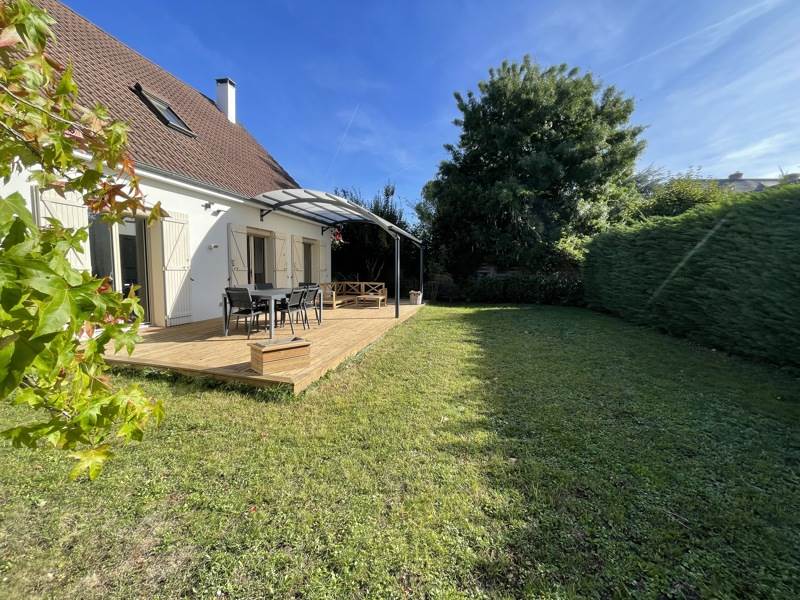 Vente Maison ST JEAN LE BLANC - 7 pièces -230 m² - (45650)