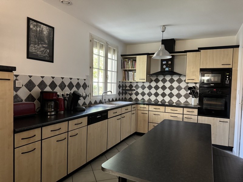 Vente Maison ST JEAN LE BLANC - 7 pièces -230 m² - (45650)