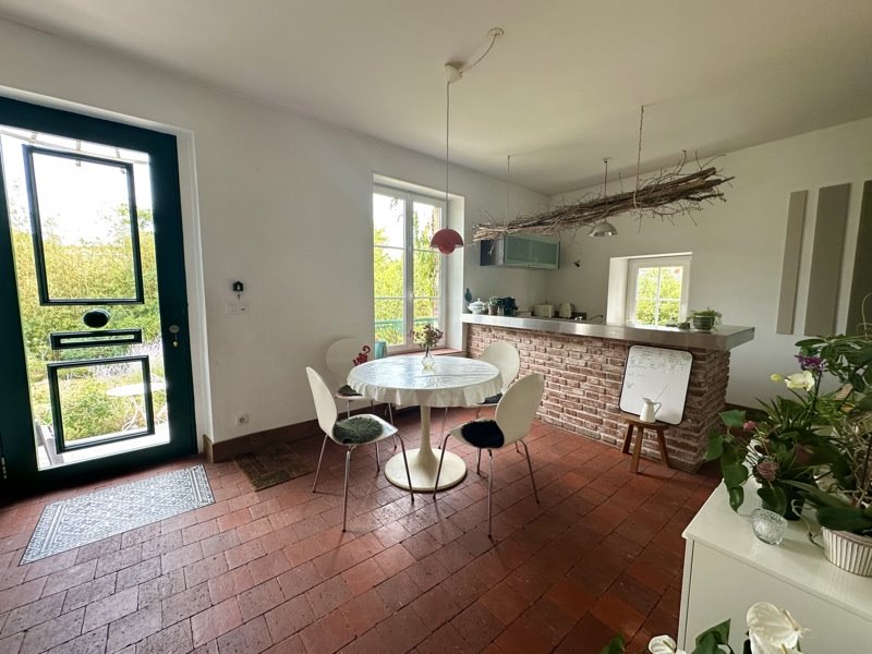 Vente Maison ORLEANS - 7 pièces -201 m² - (45100)