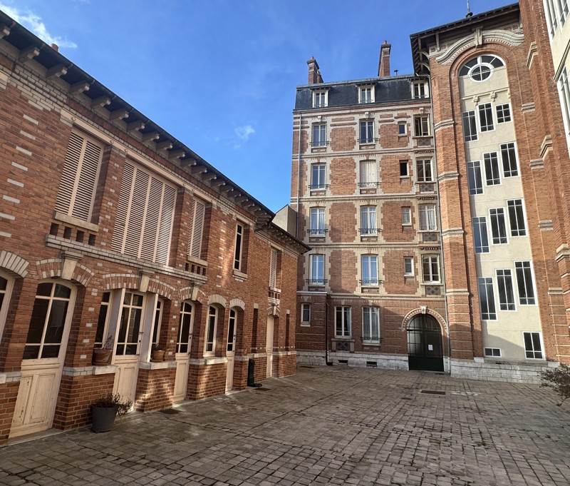 Vente Appartement ORLEANS - 4 pièces -121 m² - (45000)