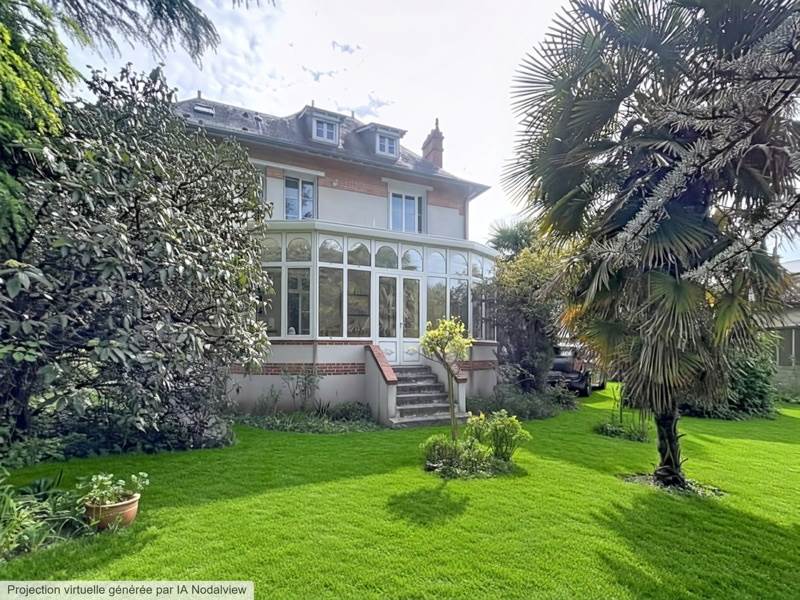 Vente Maison ORLEANS - 8 pièces -242 m² - (45100)