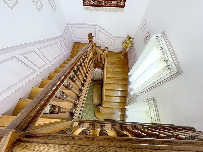 Vente Maison ORLEANS - 8 pièces -242 m² - (45100)