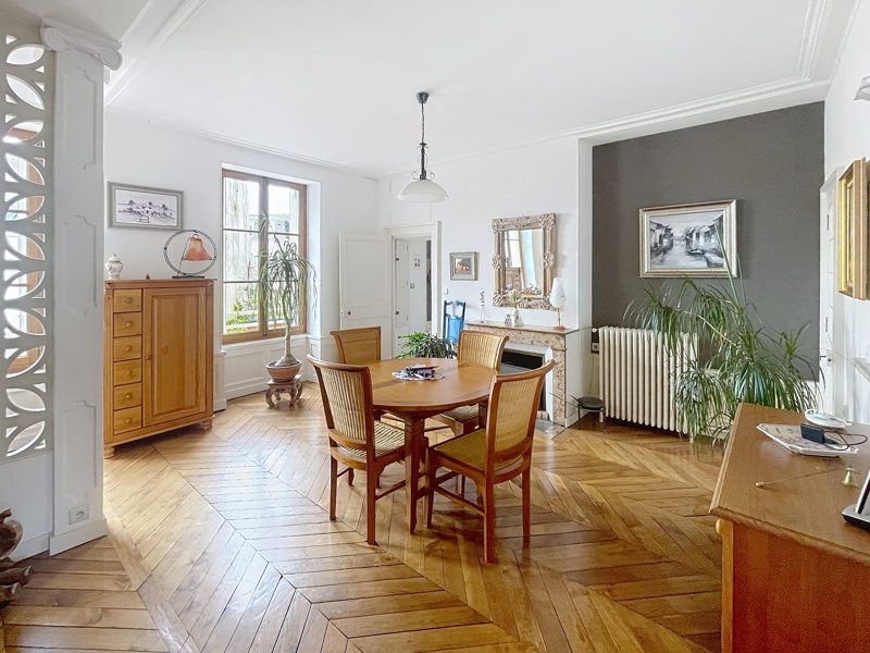 Vente Appartement ORLEANS - 6 pièces -185 m² - (45000)