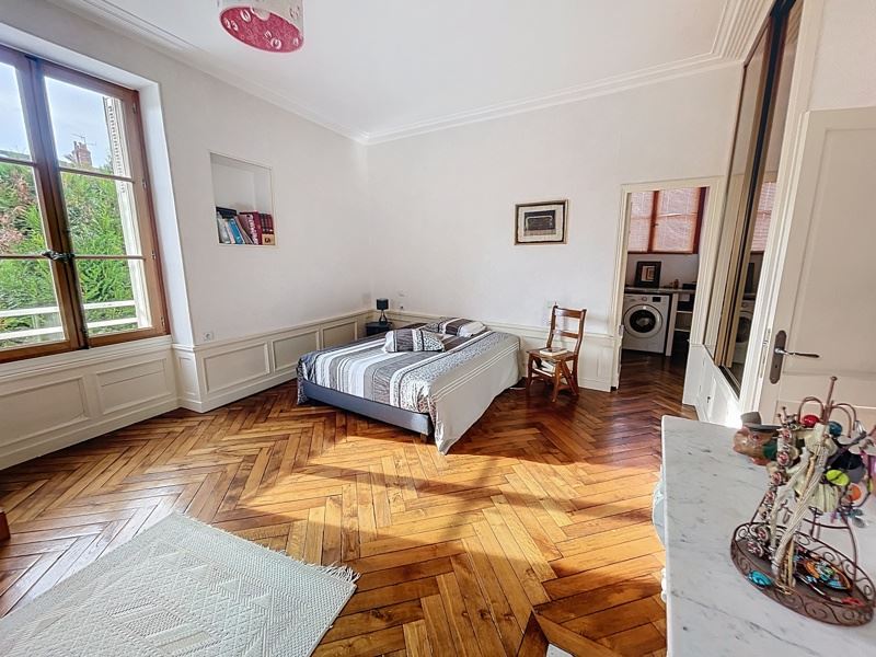 Vente Appartement ORLEANS - 6 pièces -185 m² - (45000)