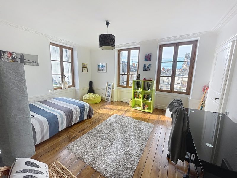 Vente Appartement ORLEANS - 6 pièces -185 m² - (45000)