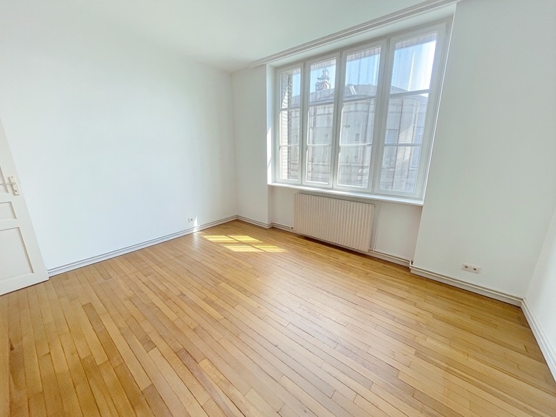Vente Appartement ORLEANS - 3 pièces -56 m² - (45100)