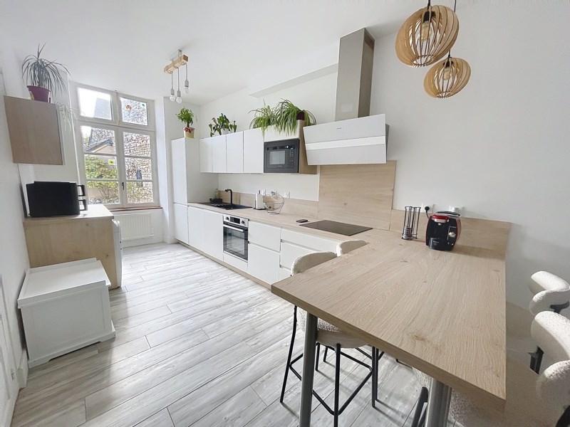 Vente Maison ARTENAY - 7 pièces -156 m² - (45410)