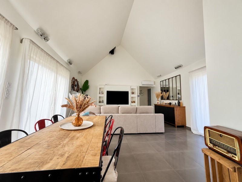 Vente Maison Saint-Lyé-la-Forêt - 5 pièces -138 m² - (45170)