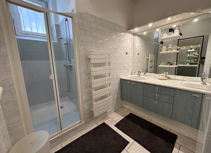 Vente Appartement Orléans - 5 pièces -140 m² - (45000)