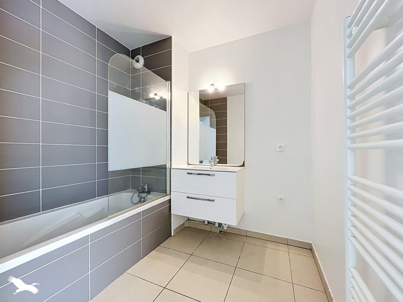 Vente Appartement VERNAISON - 3 pièces -63 m² - (69390)
