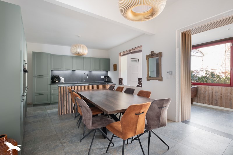 Vente Maison VALERGUES - 7 pièces -250 m² - (34130)