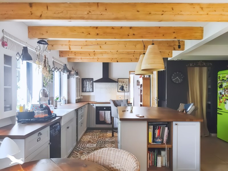Vente Maison SUSSARGUES - 7 pièces -158 m² - (34160)