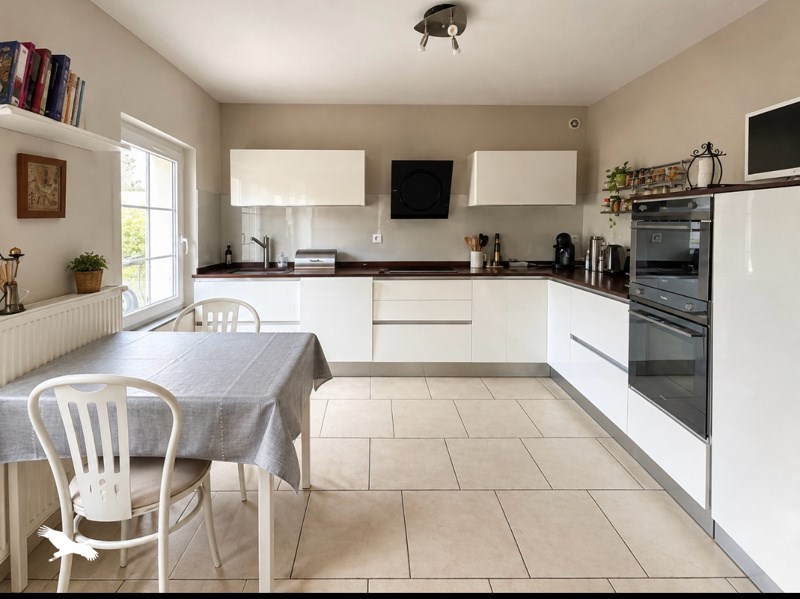 Vente Maison Lunel - 5 pièces -158 m² - (34400)