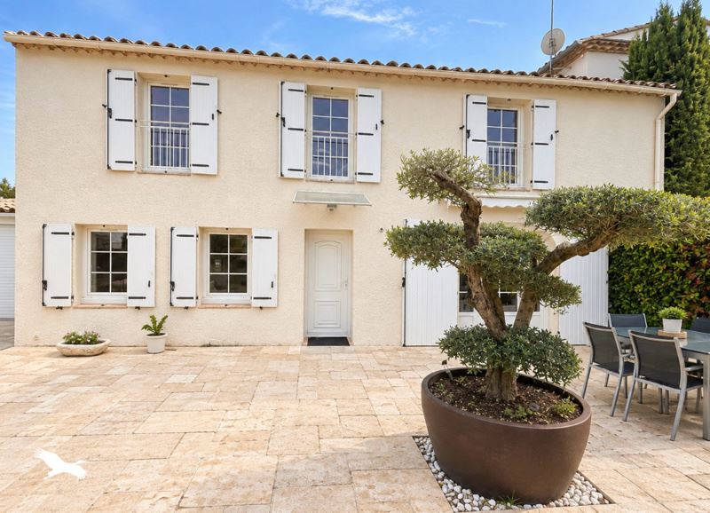 Vente Maison Lunel - 5 pièces -158 m² - (34400)